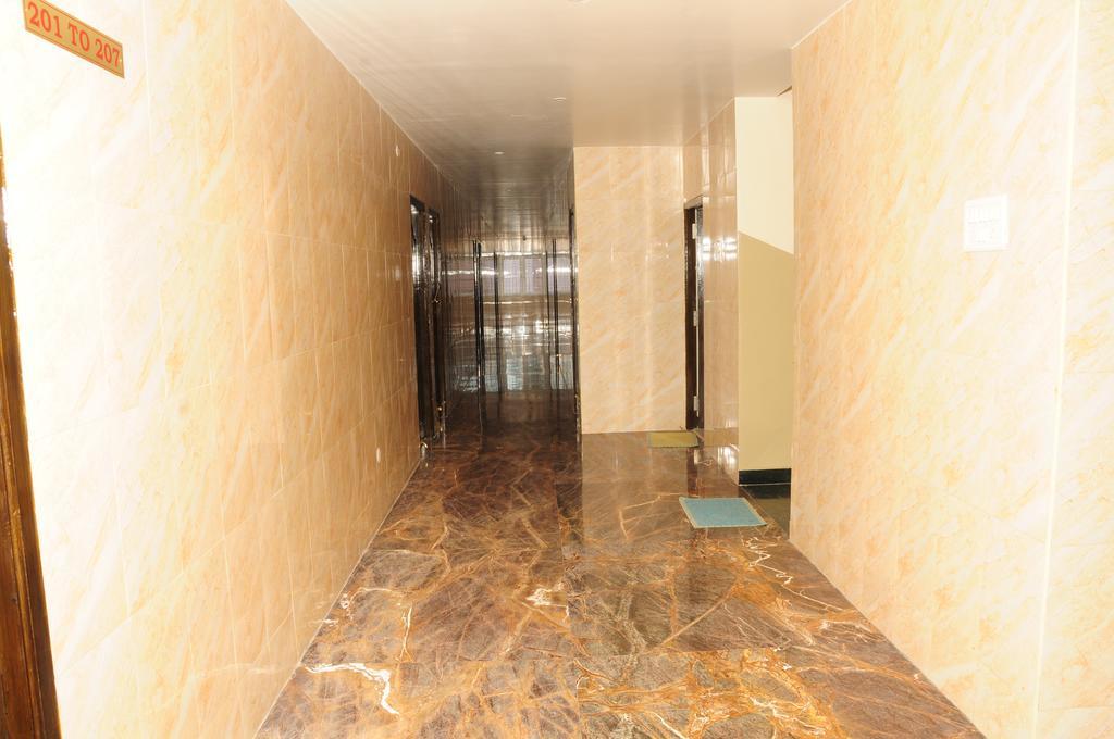 Hotel Rathnavel Towers Ченнаї Екстер'єр фото